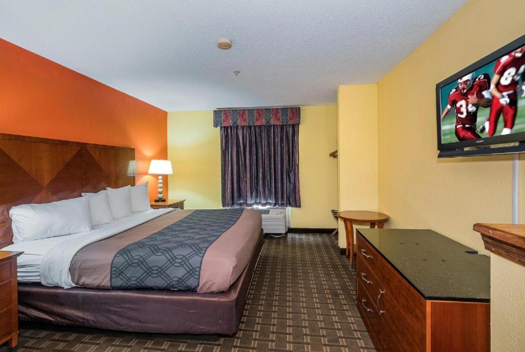 My Home & Suites Madison Ga Buitenkant foto